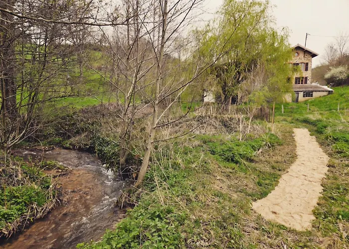 בית נופש La Fabrique Du Roncon Saint-Bonnet-le-Troncy